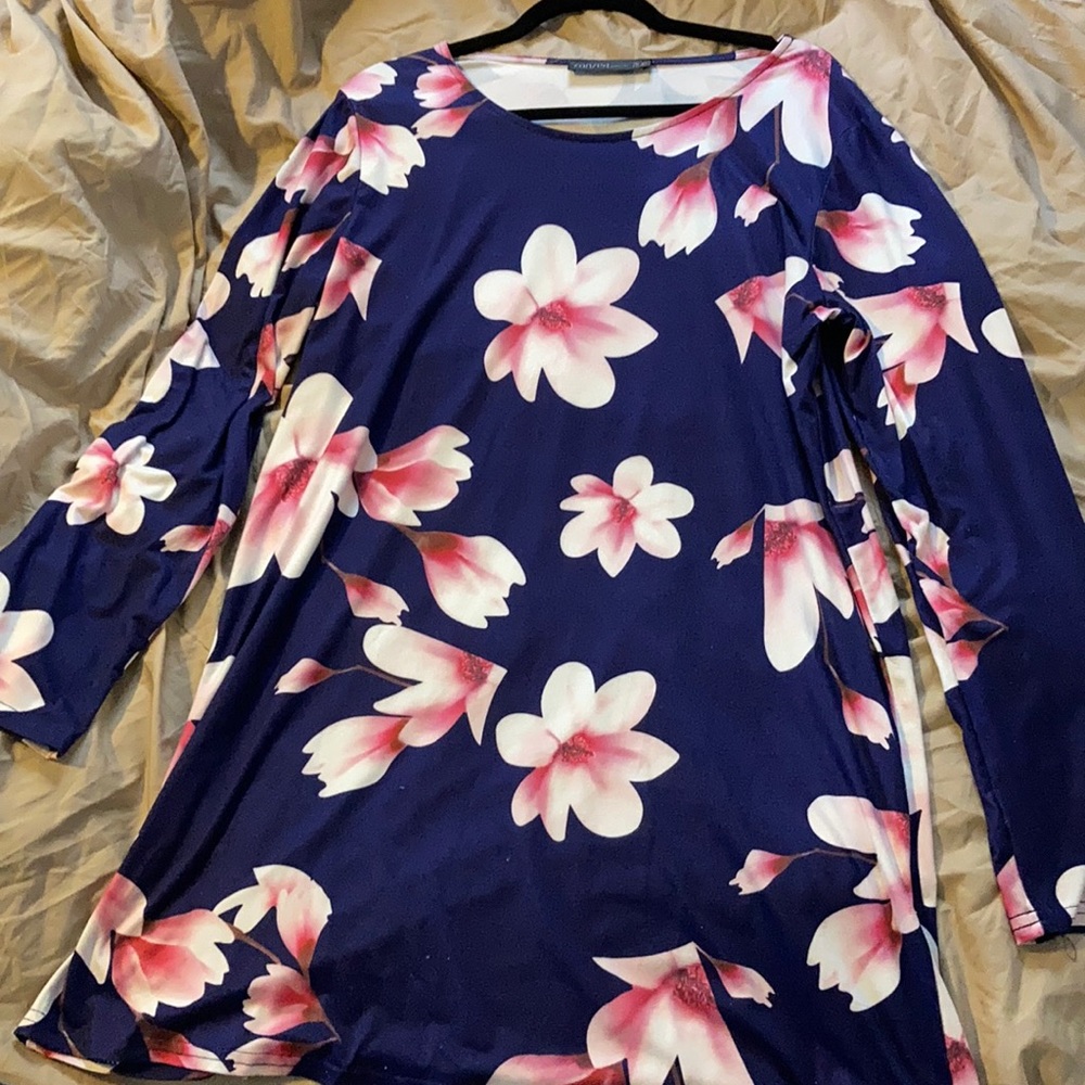 Flower print long sleeve dress